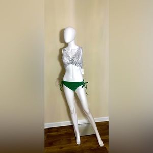 NWOT TOP M BOTTOM XS